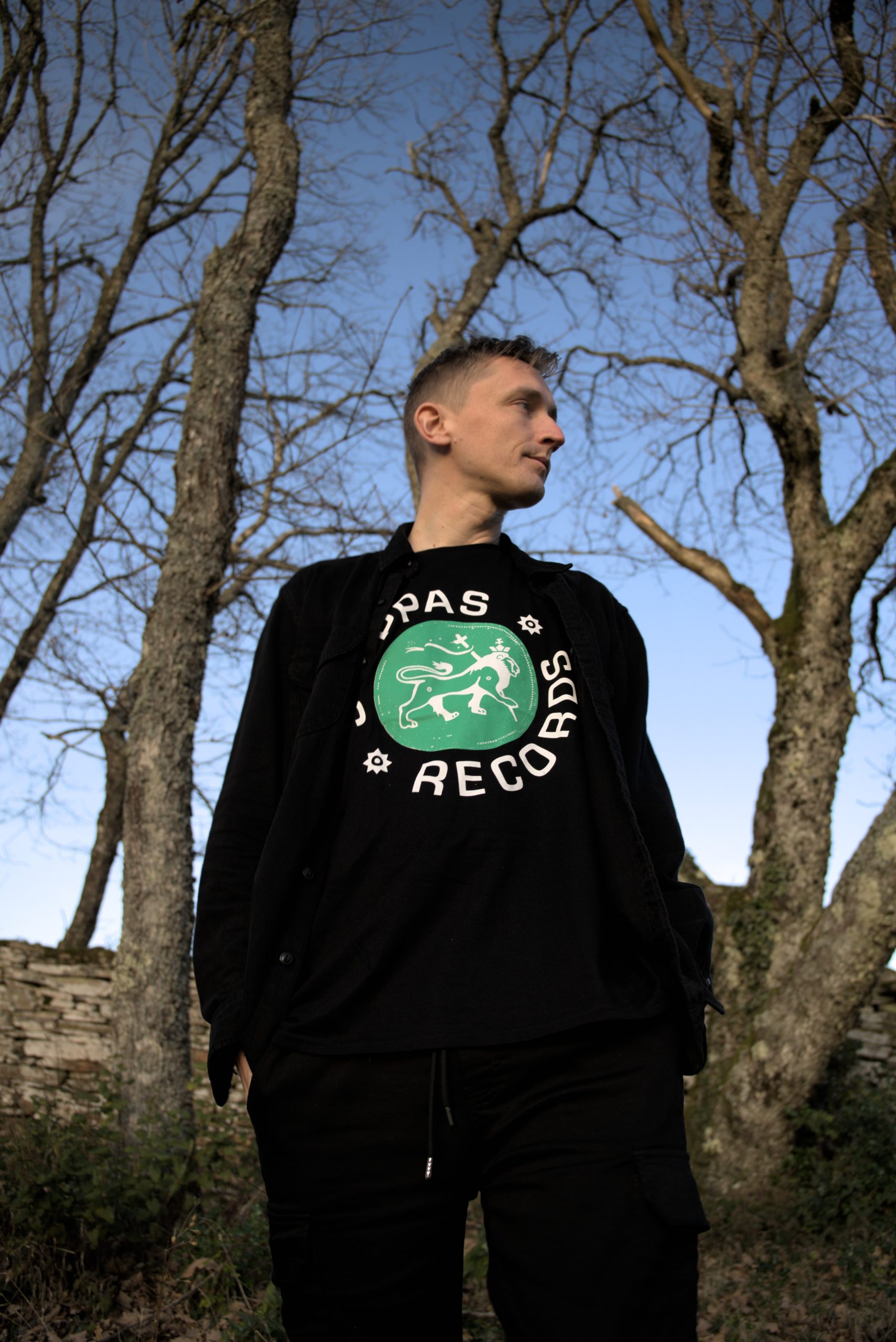 Steppas "Lion" Organic T-Shirt (Men's/Unisex) [GREEN ON BLACK]